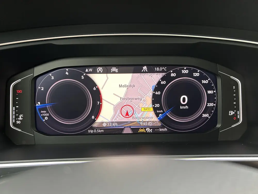 Volkswagen Tiguan 1.5 TSI Comfortline Business | R-Line | Tr uit 2020, foto 11