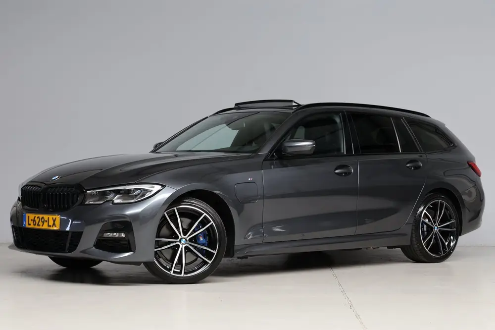 BMW 3-serie 320e M-sport ShadowLine uit 2021