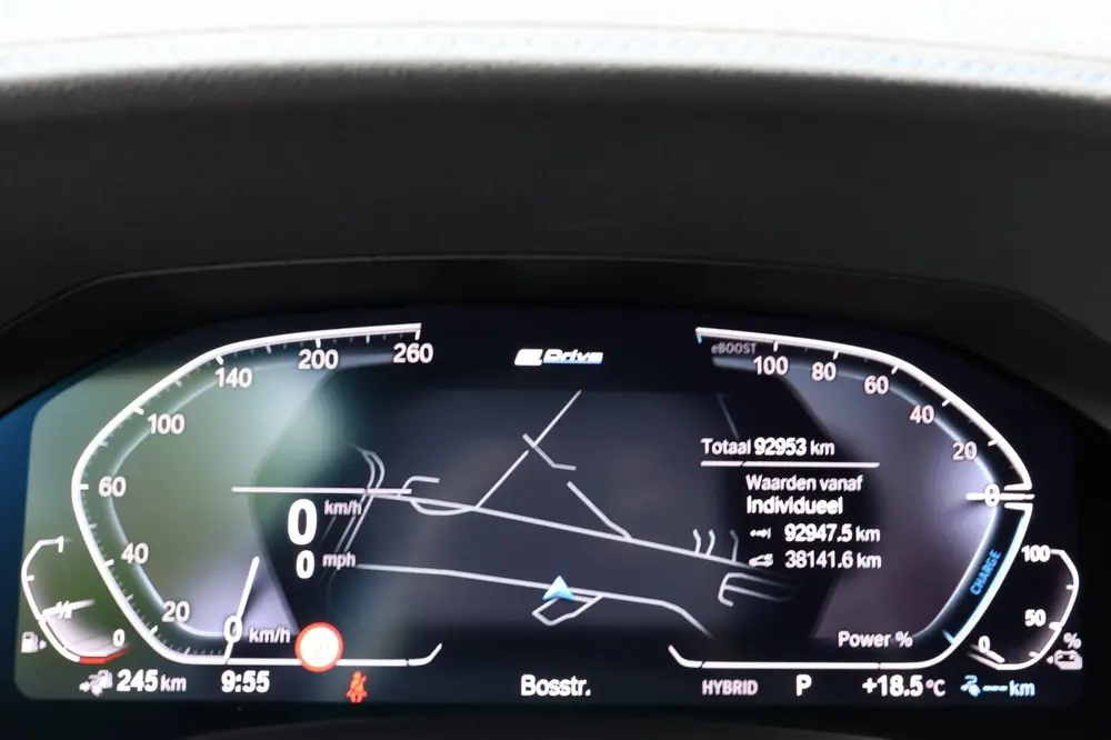 BMW 3-serie 320e M-sport ShadowLine uit 2021, foto 4