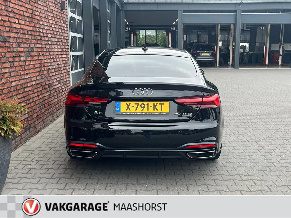 Audi A5 40 TFSI quattro S edition AchteruitrijCam uit 2023, foto 4