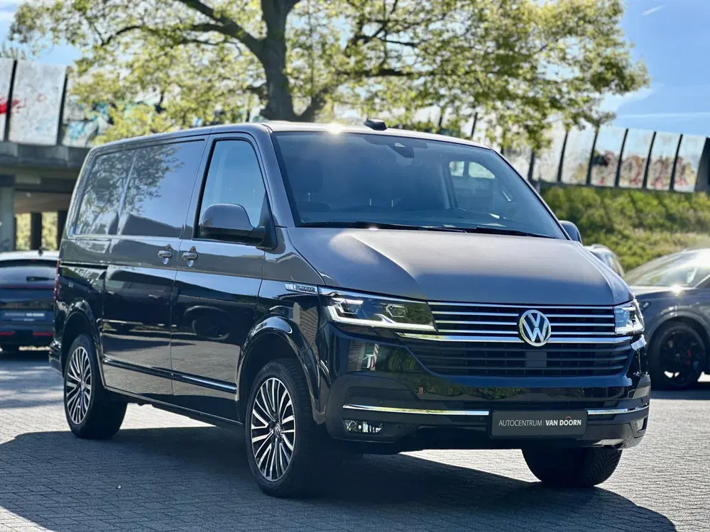 Volkswagen Transporter 2.0 TDI L1H1 uit 2020, foto 2