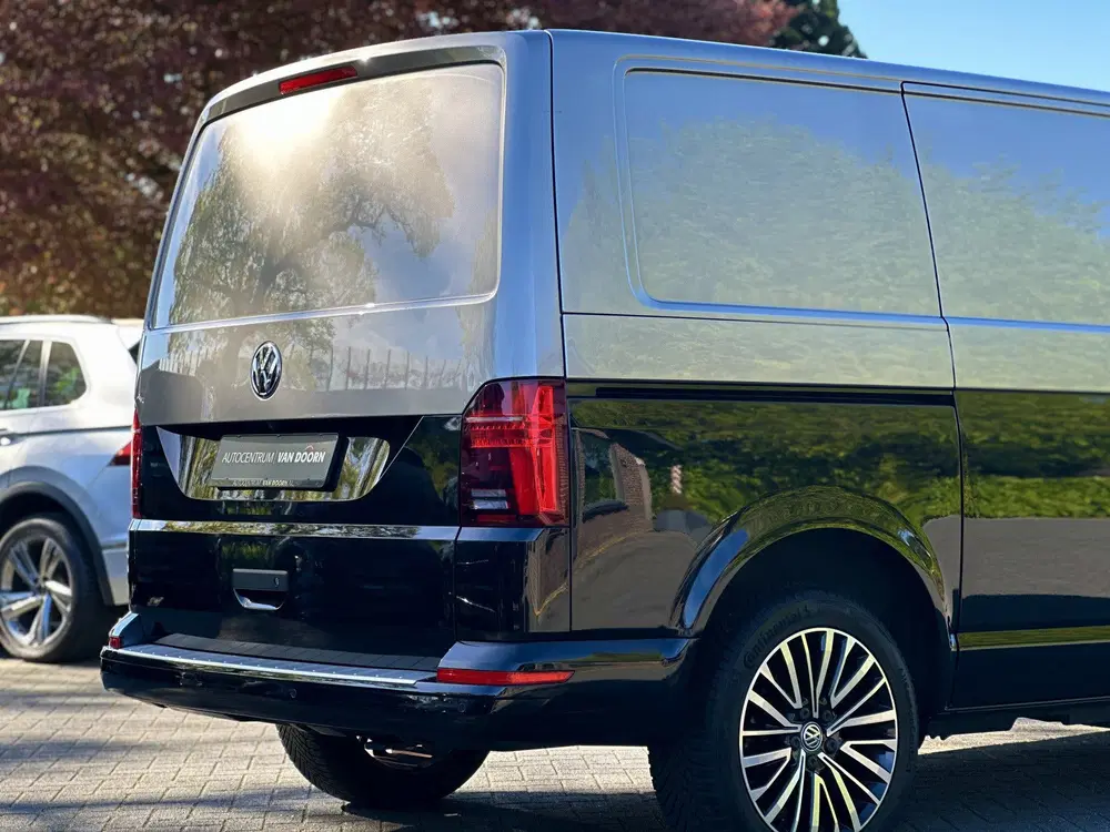 Volkswagen Transporter 2.0 TDI L1H1 uit 2020, foto 3