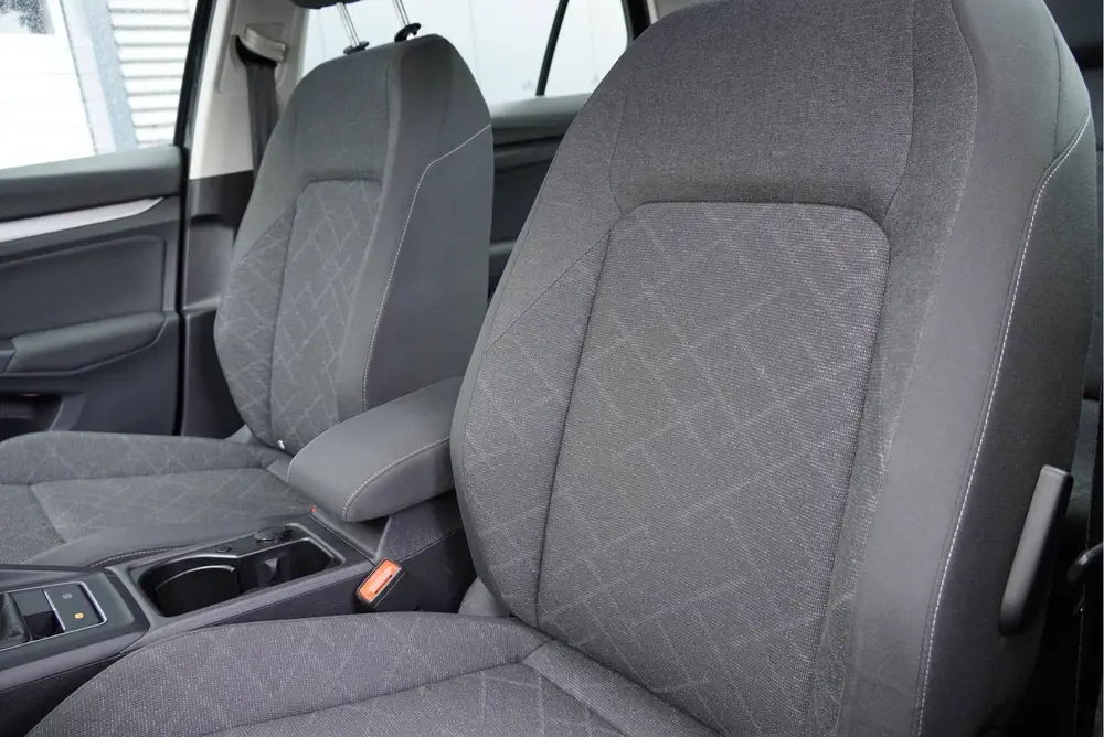 Volkswagen Golf 1.0 TSI Life BJ2021 Lmv 16" | Led V+A | Pdc uit 2021, foto 12