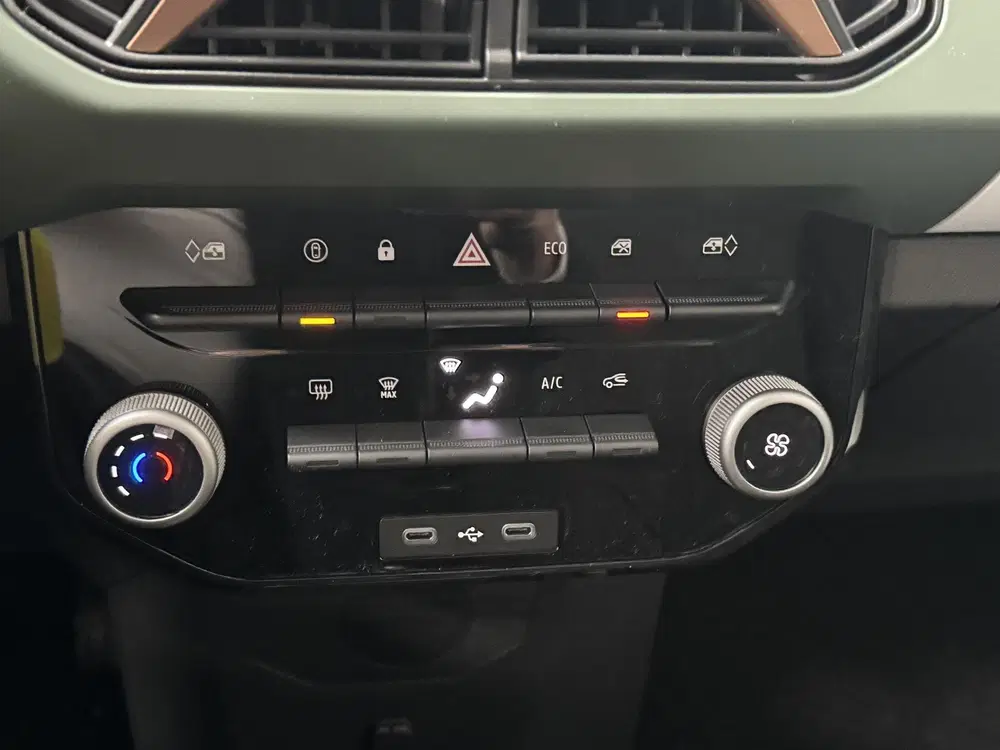 Dacia Spring Extreme 100 27 uit 2026, foto 10