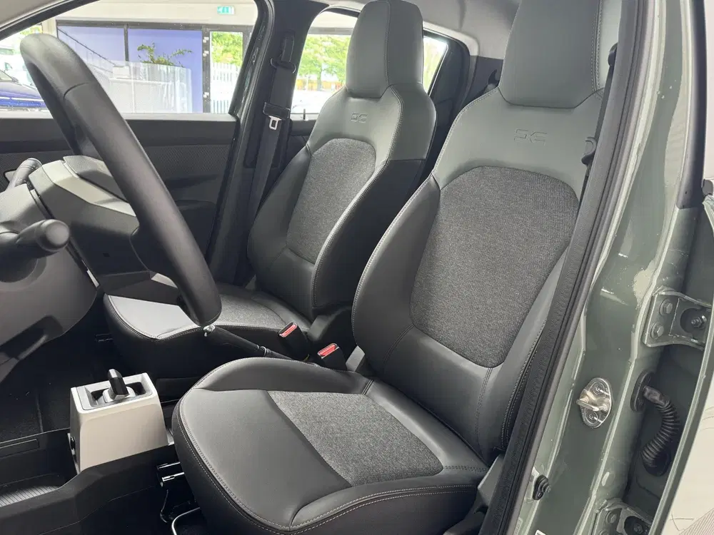 Dacia Spring Extreme 100 27 uit 2026, foto 6