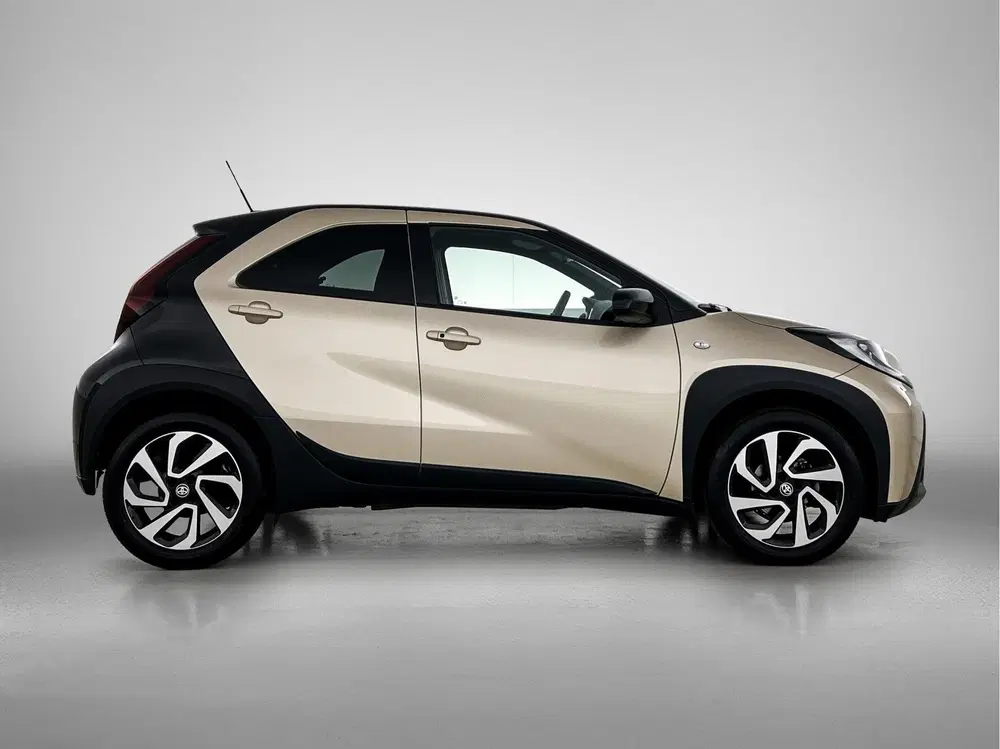 Toyota Aygo X 1.0 VVT-i S-CVT Pulse + uit 2025, foto 12