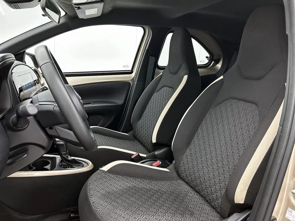 Toyota Aygo X 1.0 VVT-i S-CVT Pulse + uit 2025, foto 16