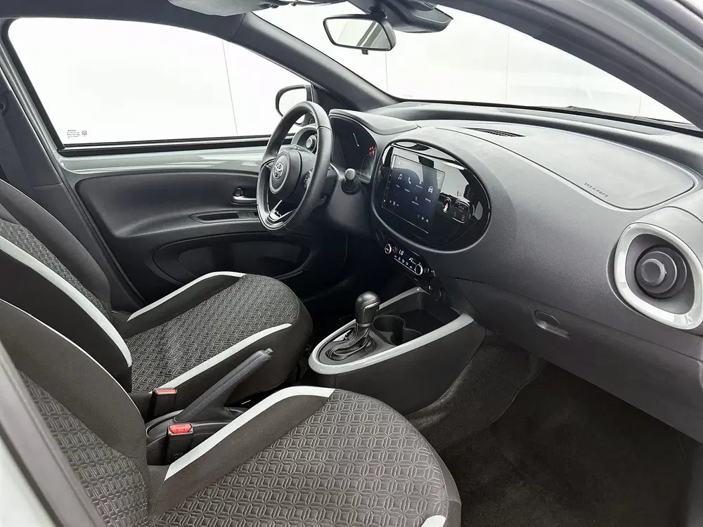 Toyota Aygo X 1.0 VVT-i S-CVT Pulse + uit 2025, foto 6