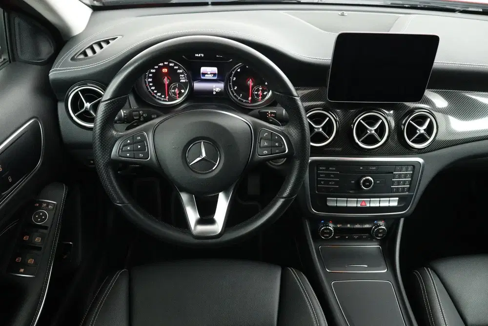 Mercedes-Benz GLA 200 Premium Plus AMG-Line (Dealer o uit 2020, foto 14