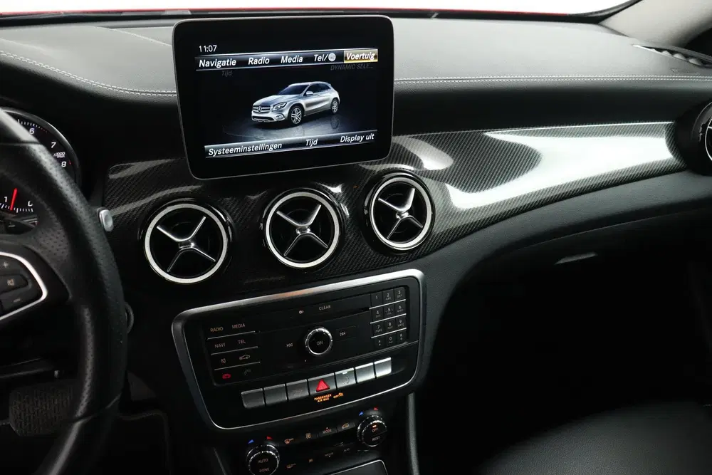 Mercedes-Benz GLA 200 Premium Plus AMG-Line (Dealer o uit 2020, foto 6
