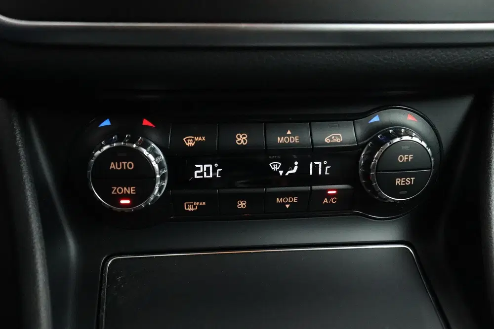 Mercedes-Benz GLA 200 Premium Plus AMG-Line (Dealer o uit 2020, foto 8