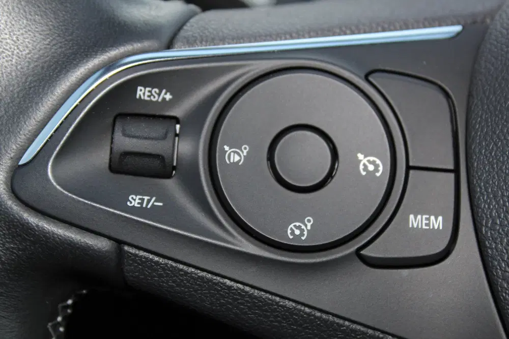 Opel Crossland 1.2-110pk Turbo 'Elegance'. Mooie en luxe uit 2023, foto 14