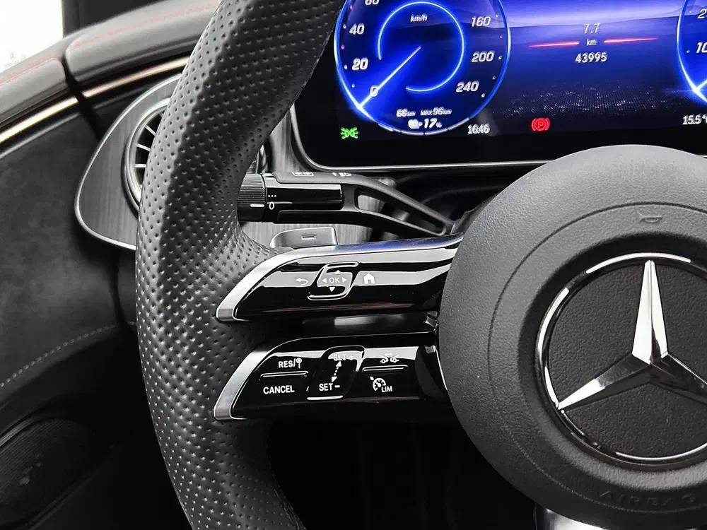 Mercedes-Benz EQE 300 Sport Edition 89 kWh uit 2024, foto 16