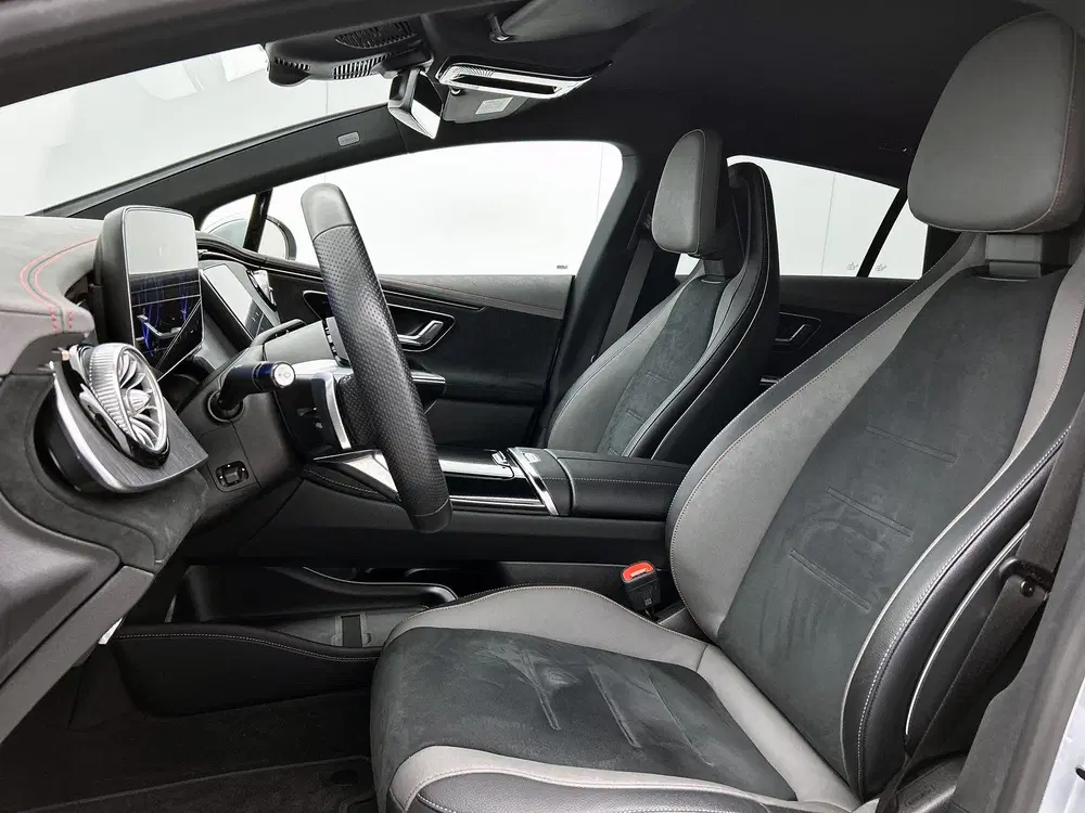 Mercedes-Benz EQE 300 Sport Edition 89 kWh uit 2024, foto 17