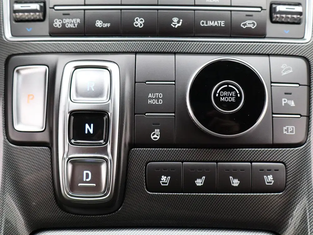 Hyundai SANTA FE 1.6 T-GDI HEV Premium 7p. uit 2023, foto 18