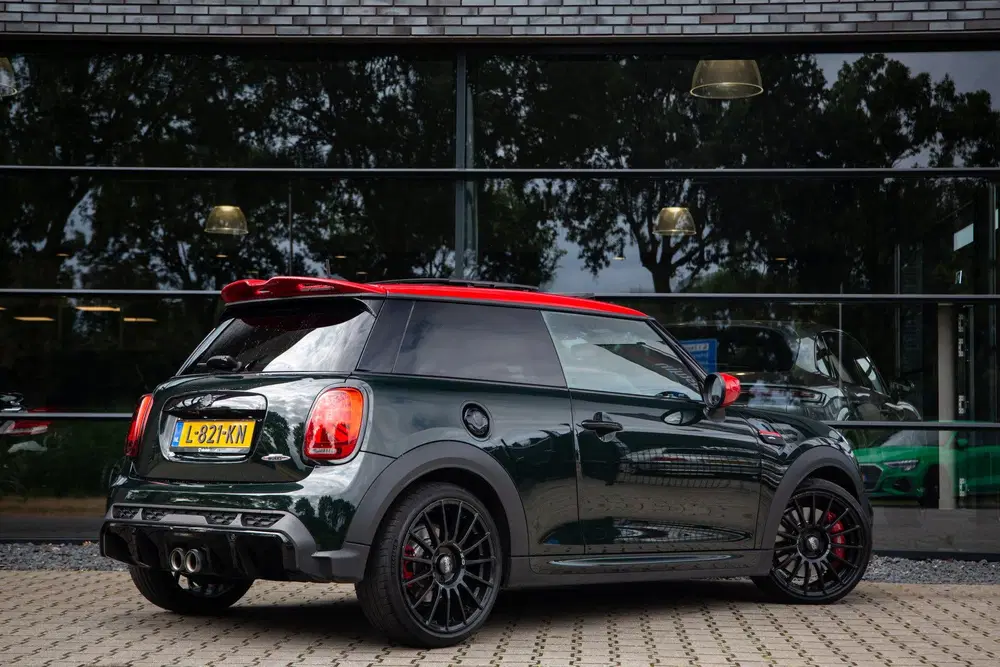 Mini John Cooper Works 2.0 John Cooper Works 231PK uit 2021, foto 2