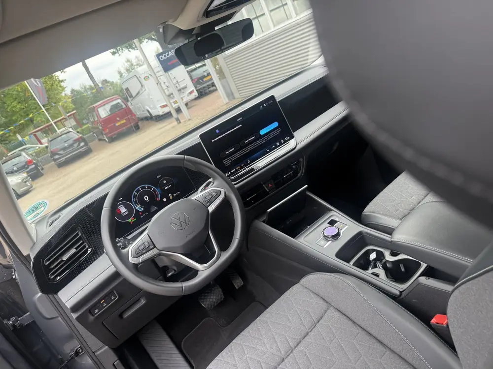 Volkswagen Tiguan 1.5 eTSI Life Edition | Automaat | Stoelve uit 2025, foto 15