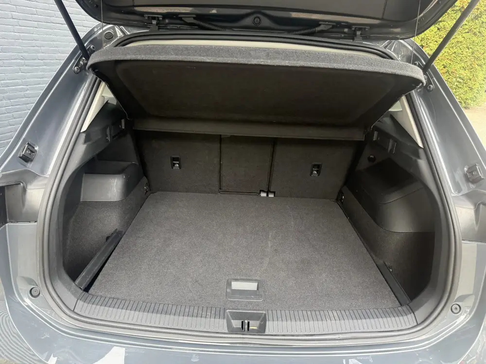 Volkswagen Tiguan 1.5 eTSI Life Edition | Automaat | Stoelve uit 2025, foto 8