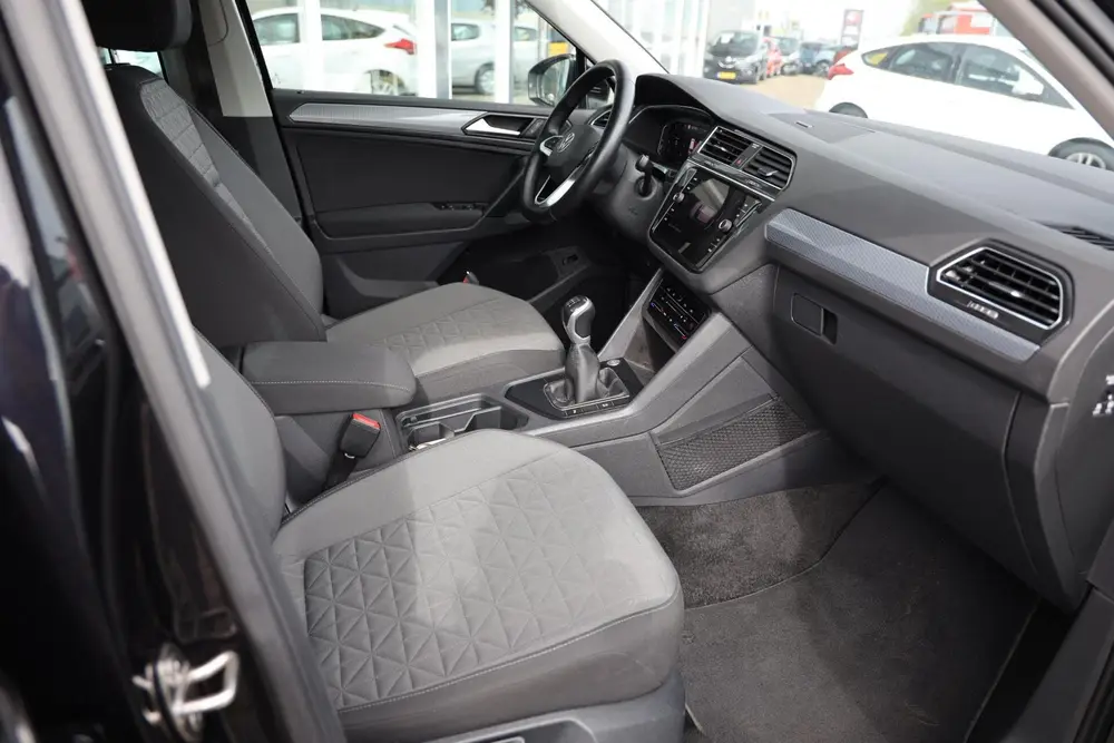 Volkswagen Tiguan 1.5 TSI Life Business|Navi|ACC|Virtual|App uit 2021, foto 18