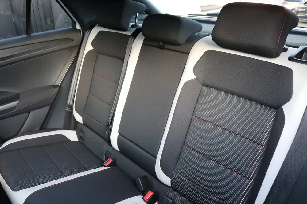 Volkswagen T-Roc 2.0 TSI 4Motion R-Line DSG 190PK (Panoramad uit 2019, foto 9
