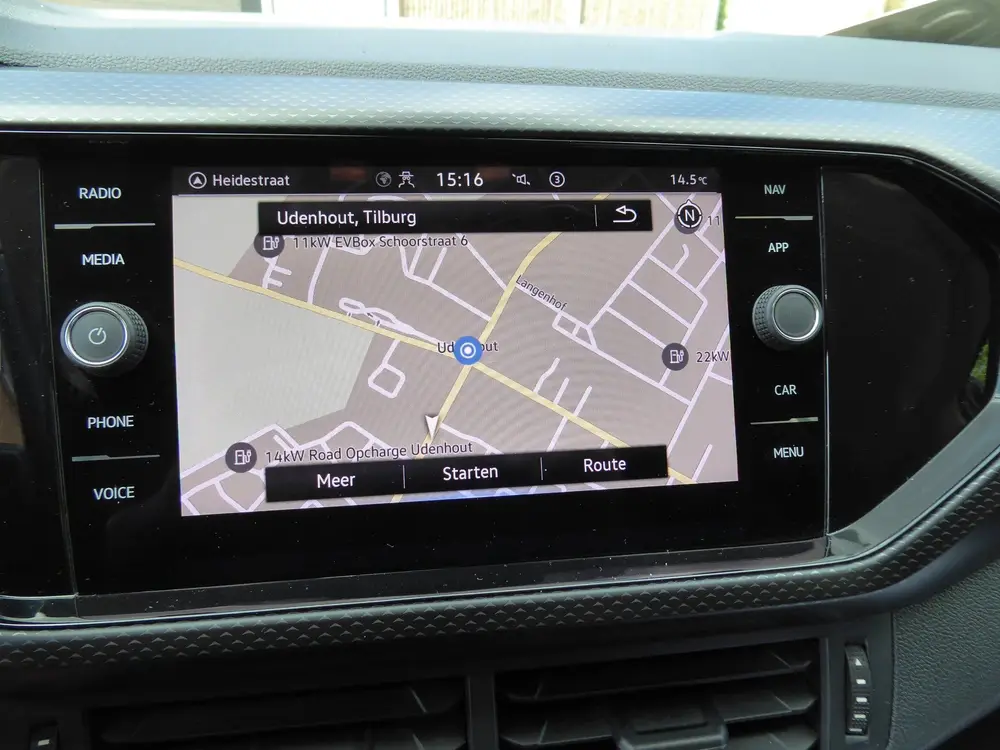 Volkswagen T-Cross 1.0 TSI Style uit 2023, foto 20