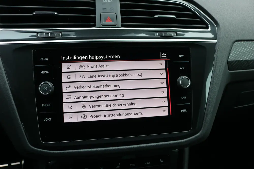 Volkswagen Tiguan 2.0 TSI 4Motion R-Line Black Style (Panora uit 2021, foto 11