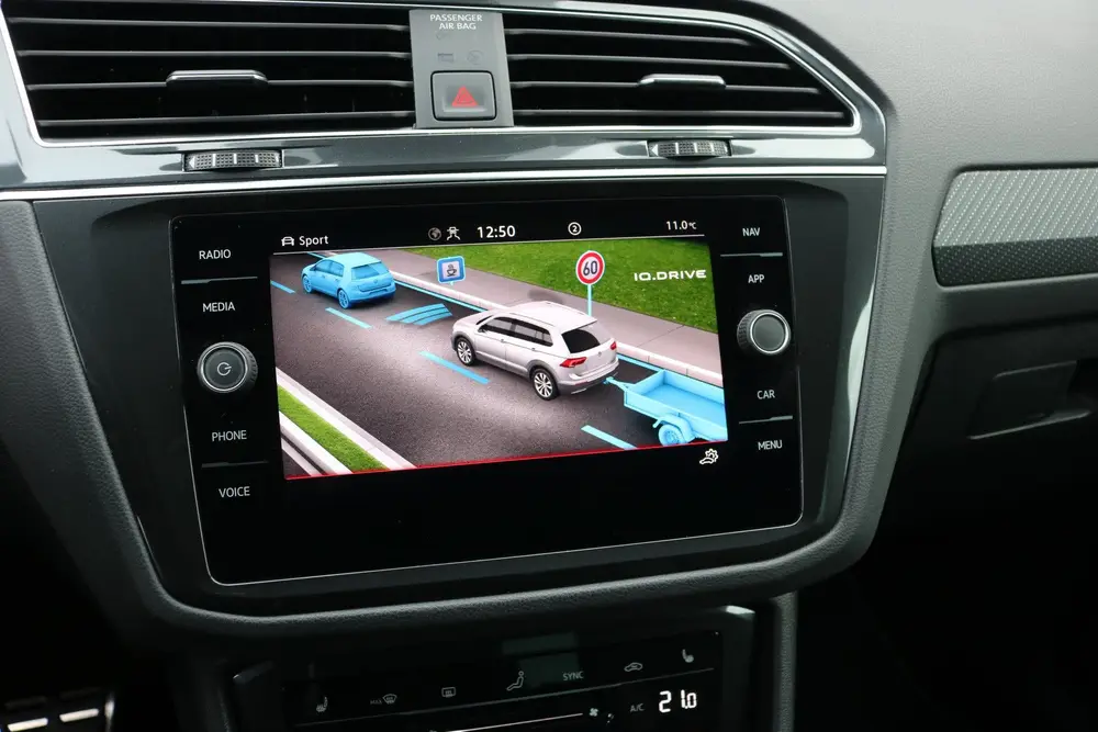 Volkswagen Tiguan 2.0 TSI 4Motion R-Line Black Style (Panora uit 2021, foto 16