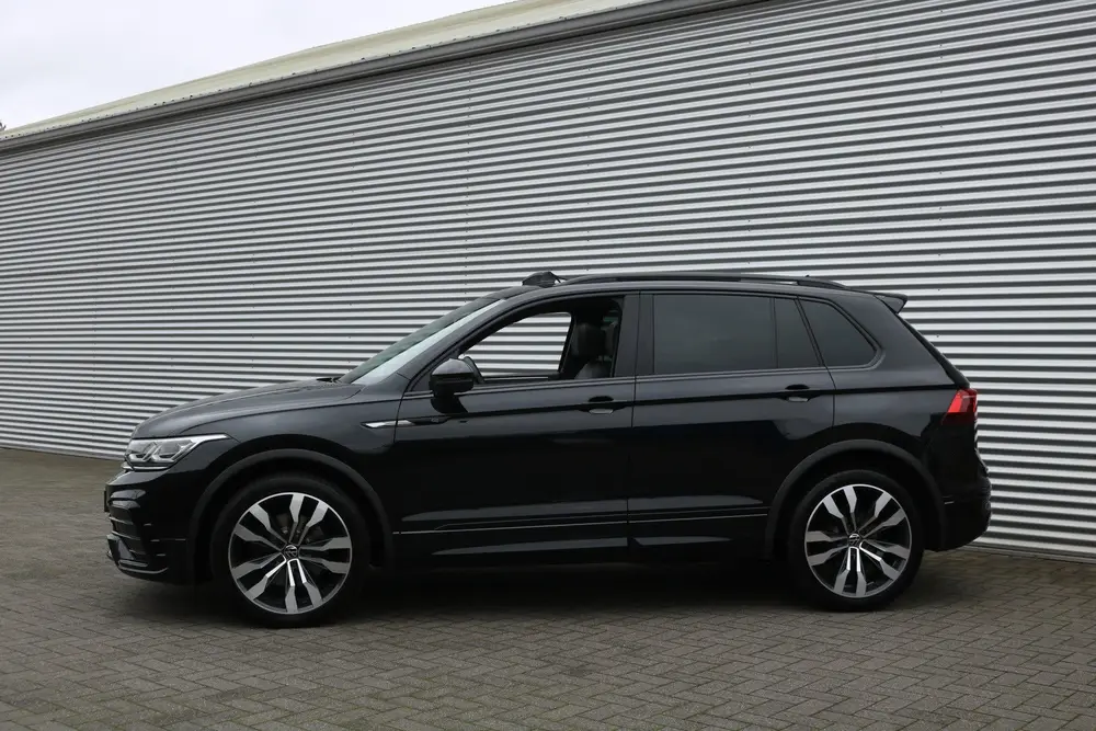 Volkswagen Tiguan 2.0 TSI 4Motion R-Line Black Style (Panora uit 2021, foto 2