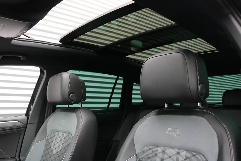 Volkswagen Tiguan 2.0 TSI 4Motion R-Line Black Style (Panora uit 2021, foto 8