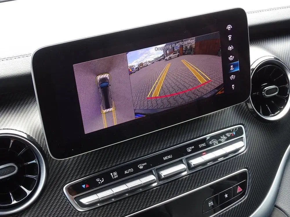 Mercedes-Benz V-Klasse 300d 239PK automaat uit 2023, foto 14