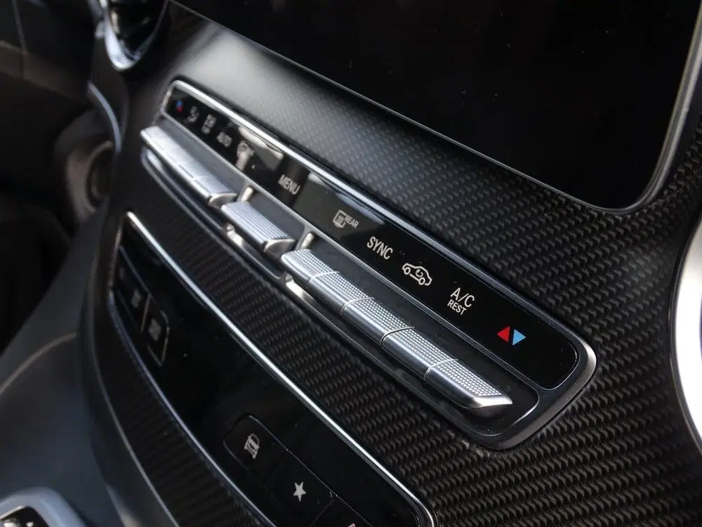 Mercedes-Benz V-Klasse 300d 239PK automaat uit 2023, foto 15