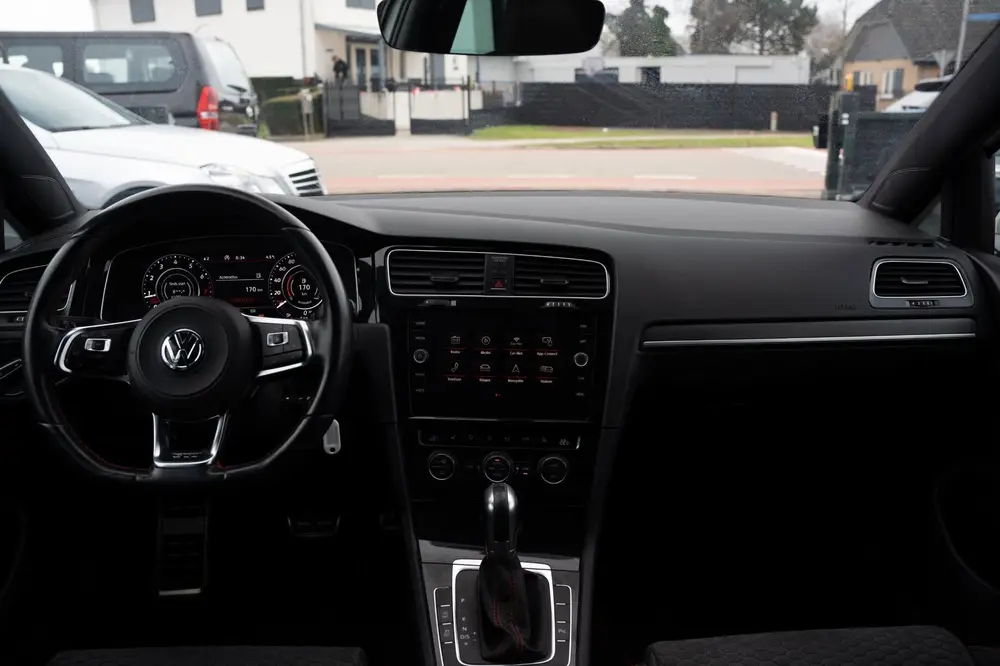 Volkswagen Golf 2.0 TSI GTI uit 2019, foto 9