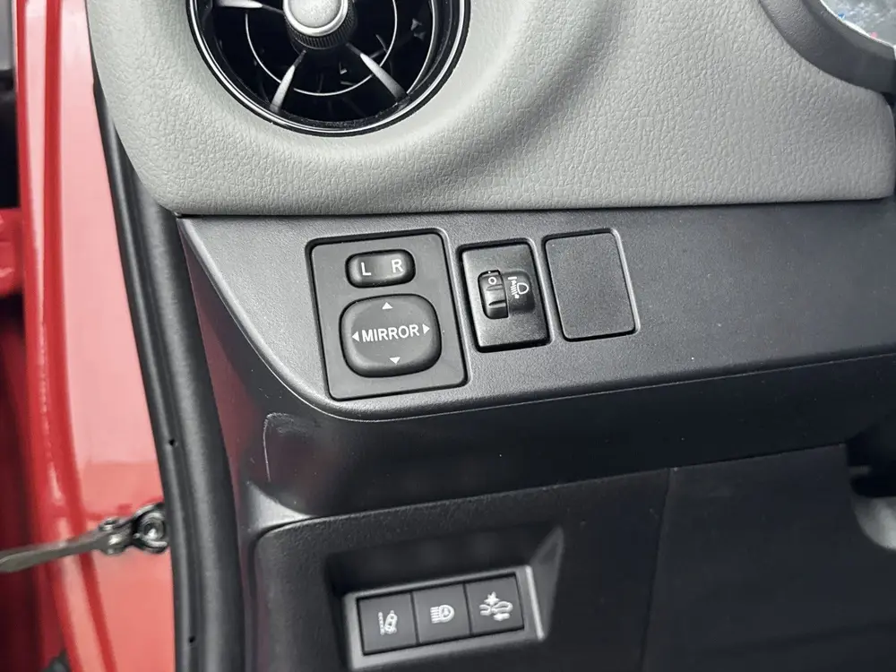 Toyota Yaris 1.5 Hybrid Dynamic uit 2019, foto 19