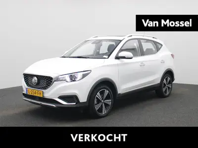 MG ZS EV Luxury 45 kWh | lichtmetalen velgen | panoramadak | uit 2021