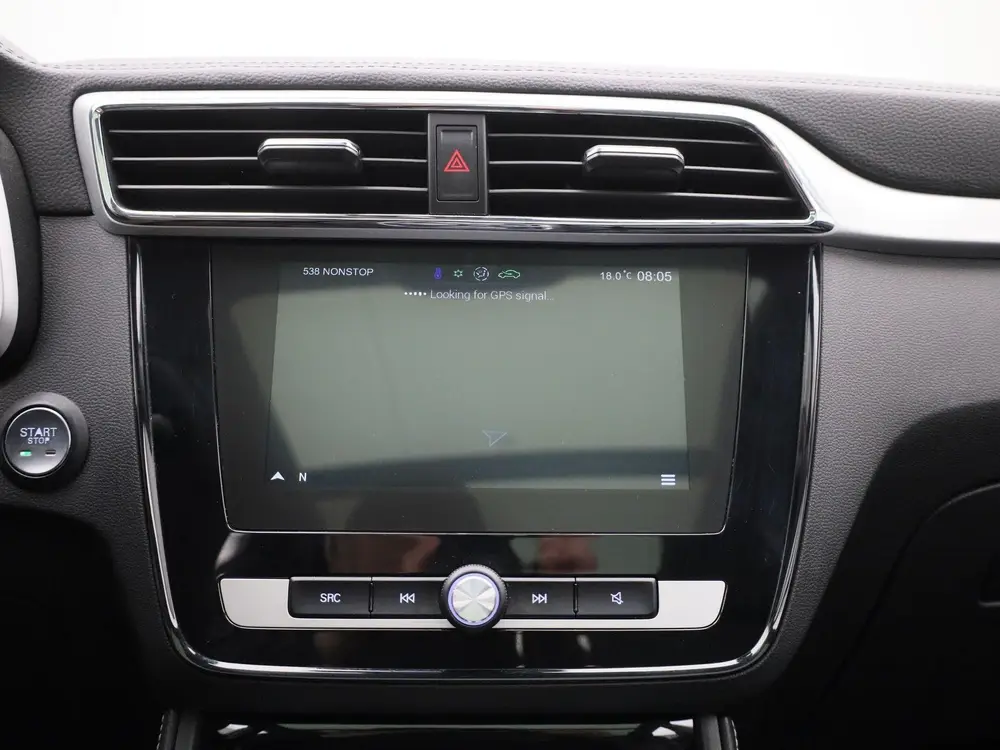 MG ZS EV Luxury 45 kWh | lichtmetalen velgen | panoramadak | uit 2021, foto 16