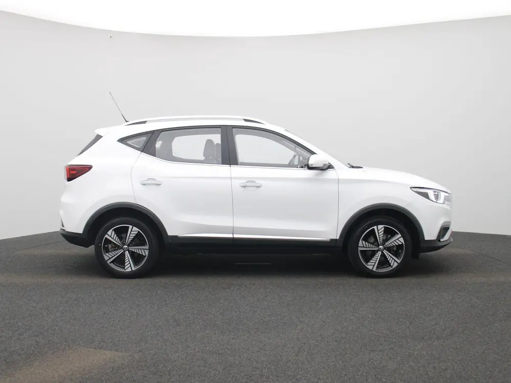 MG ZS EV Luxury 45 kWh | lichtmetalen velgen | panoramadak | uit 2021, foto 6