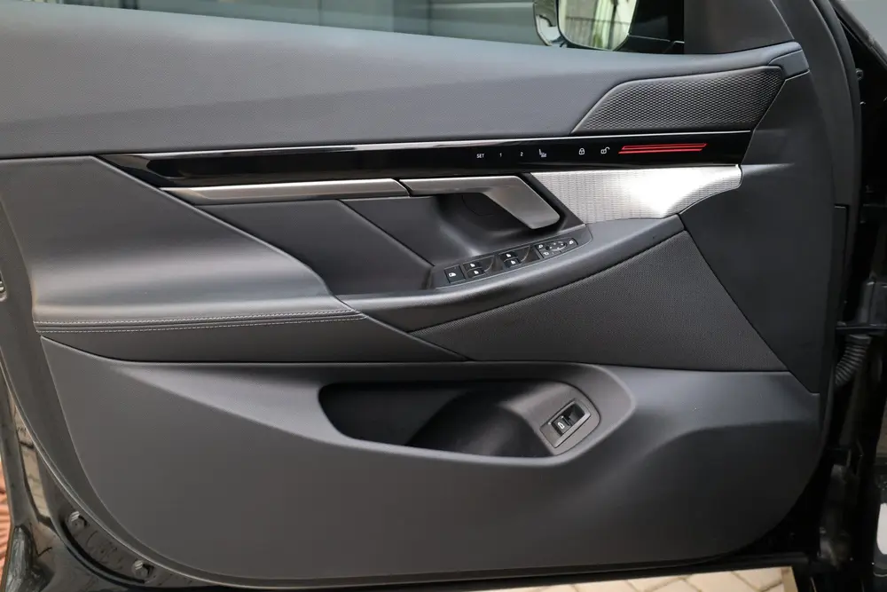 BMW 5-serie 5 Serie 520i uit 2024, foto 11