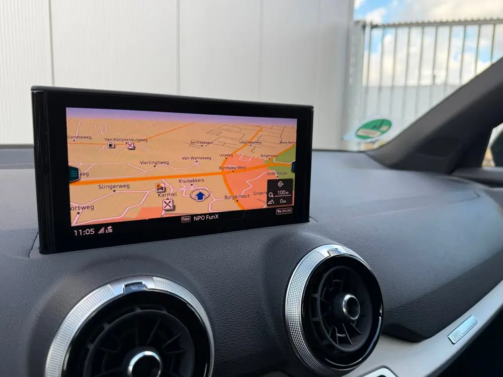 Audi Q2 35 TFSI S-Edition uit 2023, foto 12