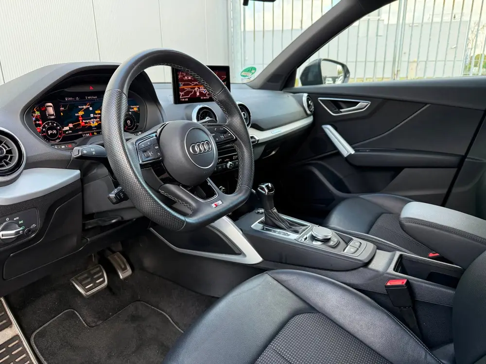Audi Q2 35 TFSI S-Edition uit 2023, foto 4