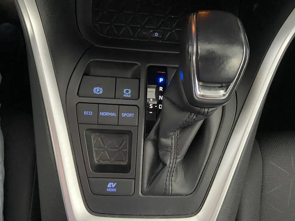 Toyota RAV4 2.5 Hybrid 222pk CVT FWD uit 2019, foto 17