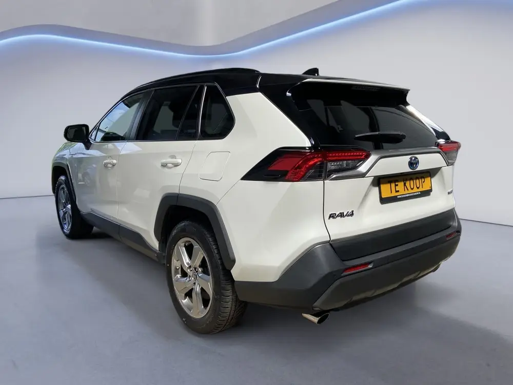 Toyota RAV4 2.5 Hybrid 222pk CVT FWD uit 2019, foto 2