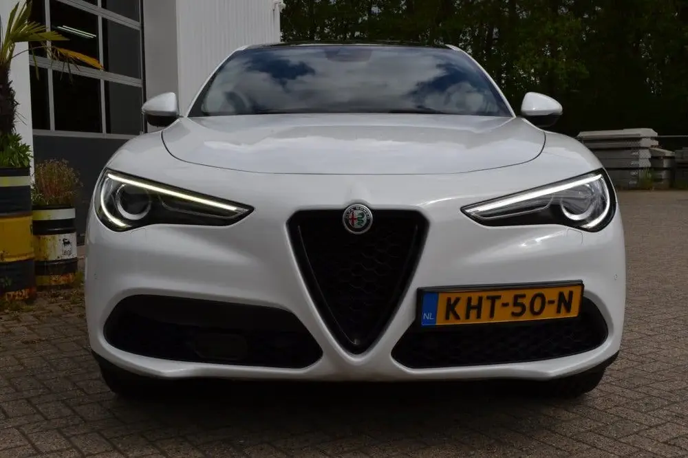 Alfa Romeo Stelvio 2.0 T AWD Sprint (bj 2021, automaat) uit 2021, foto 4
