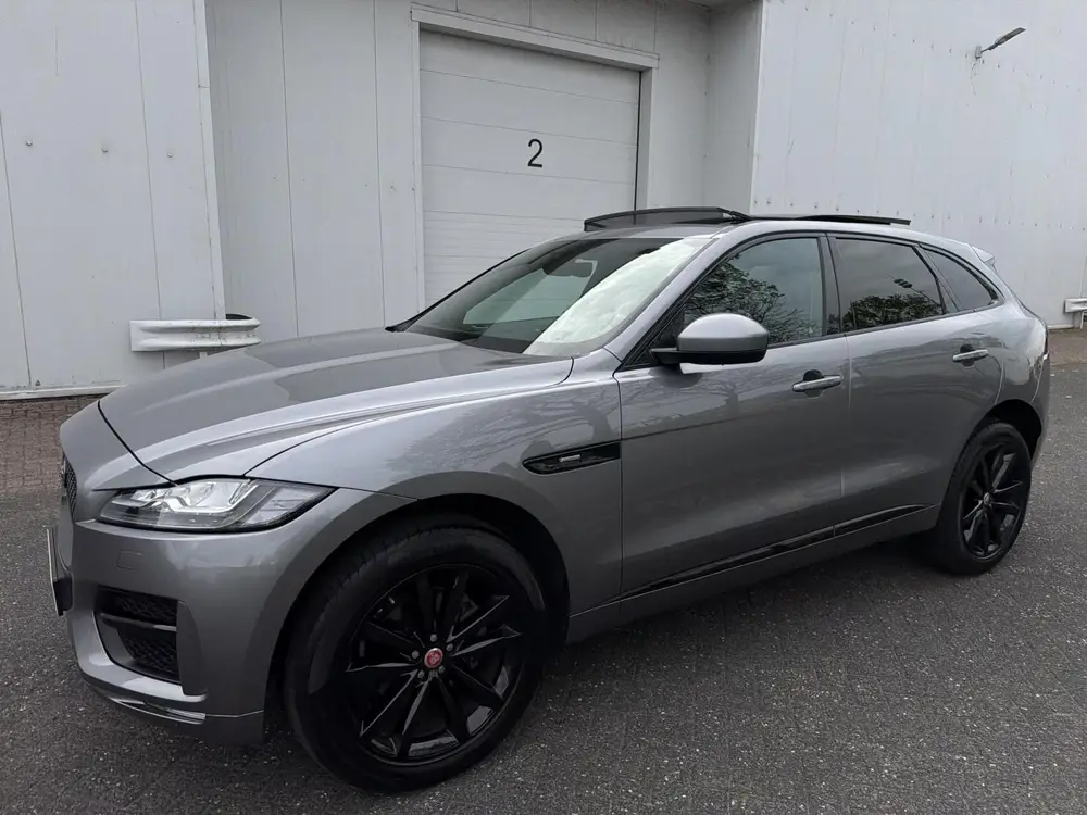 Jaguar F-Pace 2.0t AWD R-Sport - PANO/LEER/MERIDIAN/LED/NAP uit 2020, foto 15