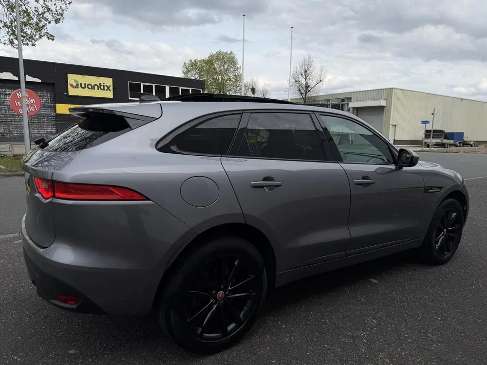 Jaguar F-Pace 2.0t AWD R-Sport - PANO/LEER/MERIDIAN/LED/NAP uit 2020, foto 18
