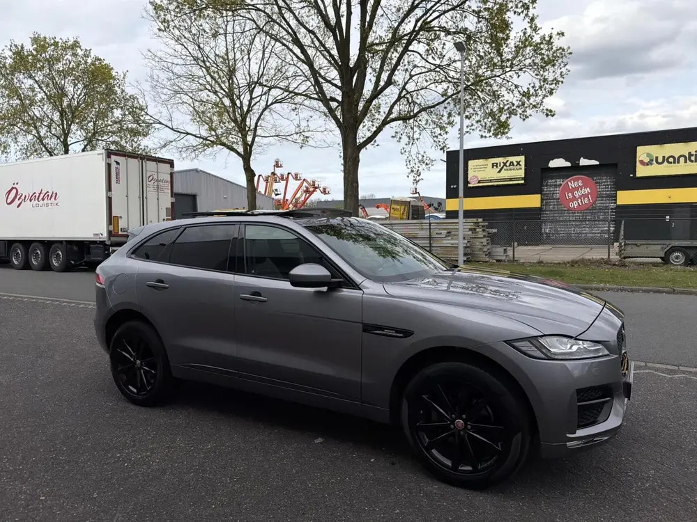 Jaguar F-Pace 2.0t AWD R-Sport - PANO/LEER/MERIDIAN/LED/NAP uit 2020, foto 7