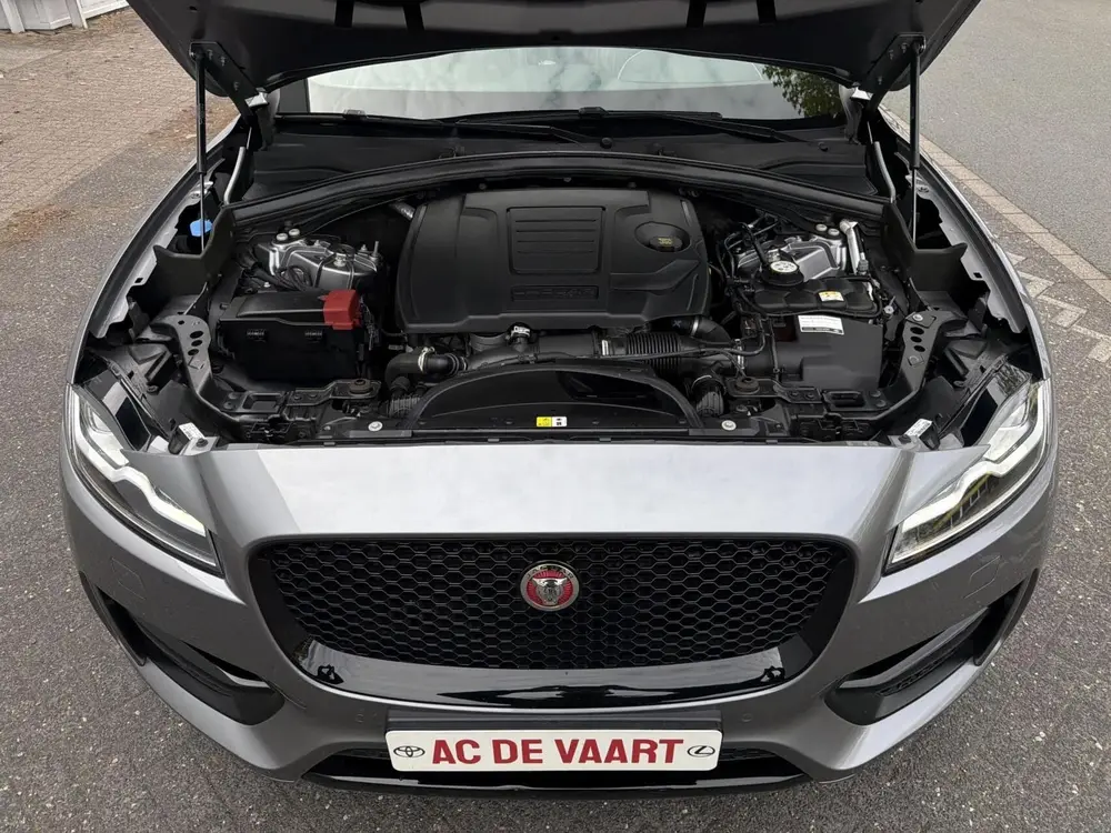 Jaguar F-Pace 2.0t AWD R-Sport - PANO/LEER/MERIDIAN/LED/NAP uit 2020, foto 8