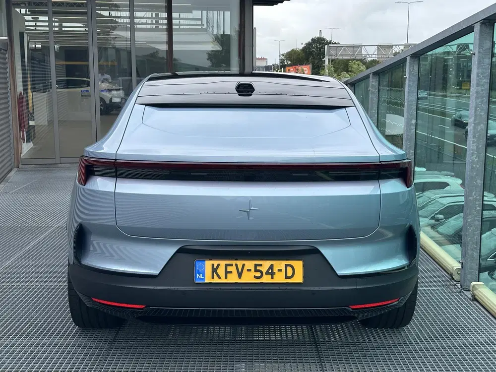 Polestar 4 Long Range Dual motor Performance Prime 10 uit 2026, foto 6