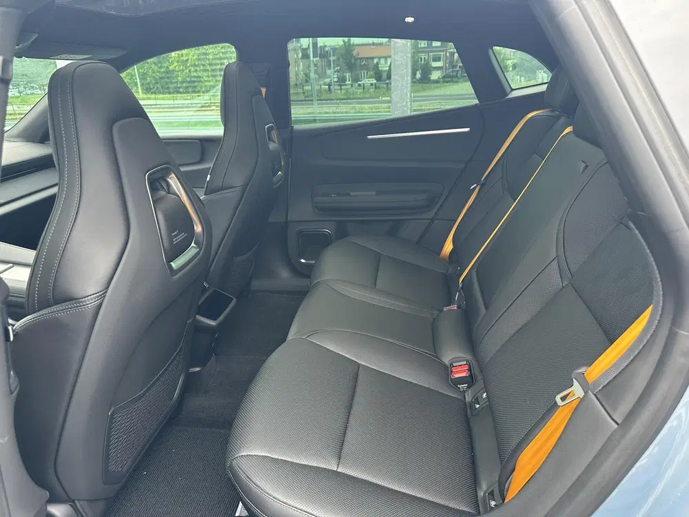 Polestar 4 Long Range Dual motor Performance Prime 10 uit 2026, foto 9