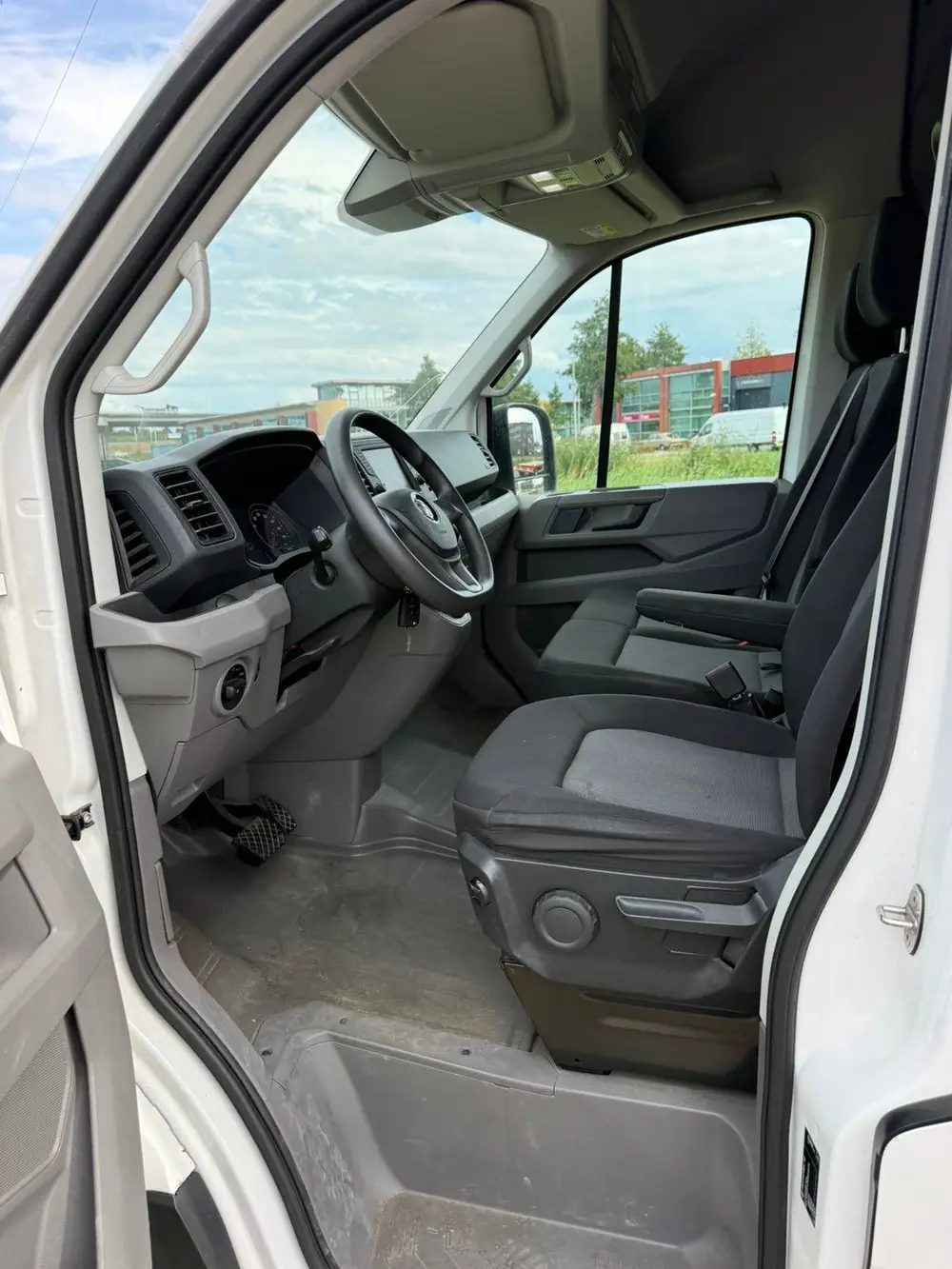 Volkswagen Crafter 2.0 TDI 140pk L3 FWD Automaat 2019 euro 6 uit 2019, foto 4