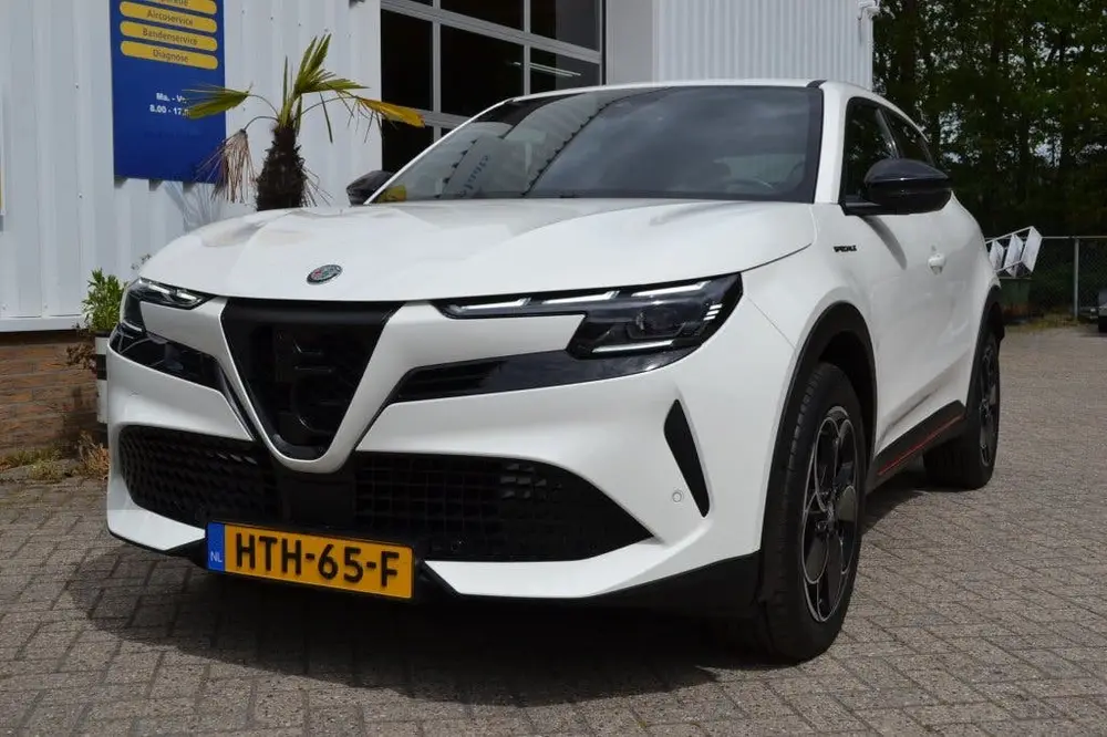 Alfa Romeo Junior Elet. Spec. 54 kWh (bj 2024 uit 2024